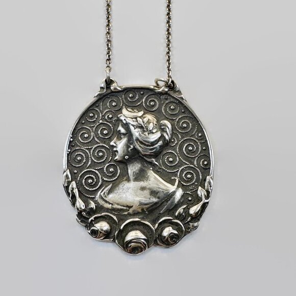 Lady Pendant, Sterling Silver,Art Nouveau Style, Goddess, Vintage, Chain, Woman - Picture 1 of 5